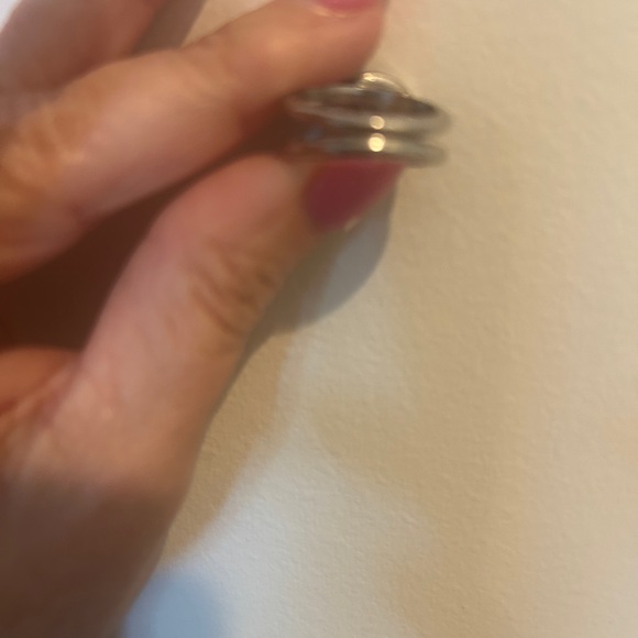 Chanel silver CC Crystal Ring - Picture 3 of 5